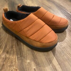 Men's Quilted Slippers